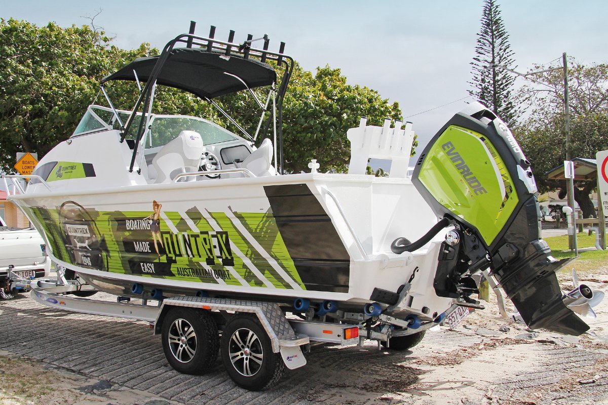 Quintrex 690 Trident