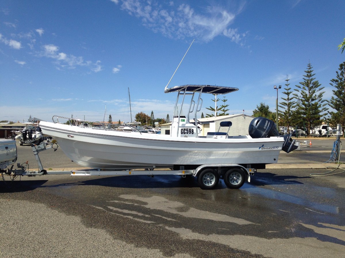 Westwind Center console